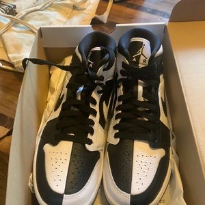 Jordan 1’s New Inverted Checker